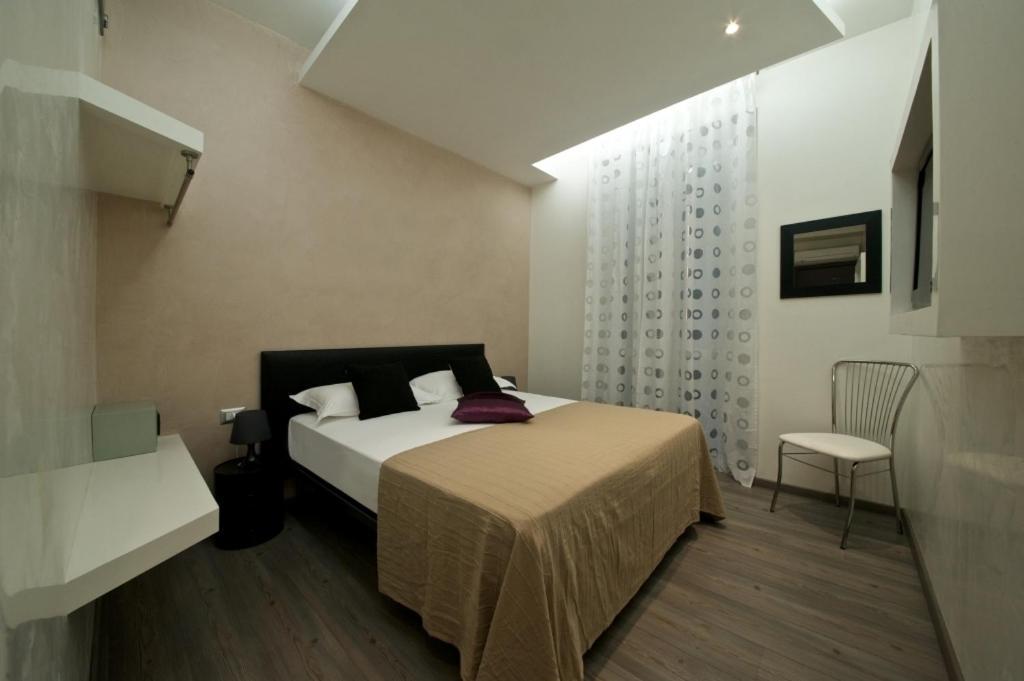 Naif 2* Roma